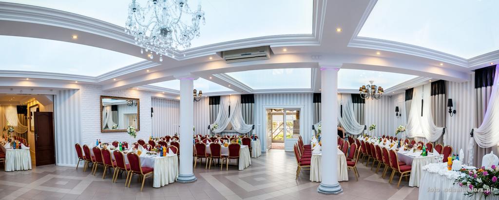 Bed and Breakfast "Arkadia" Остроленка Екстер'єр фото